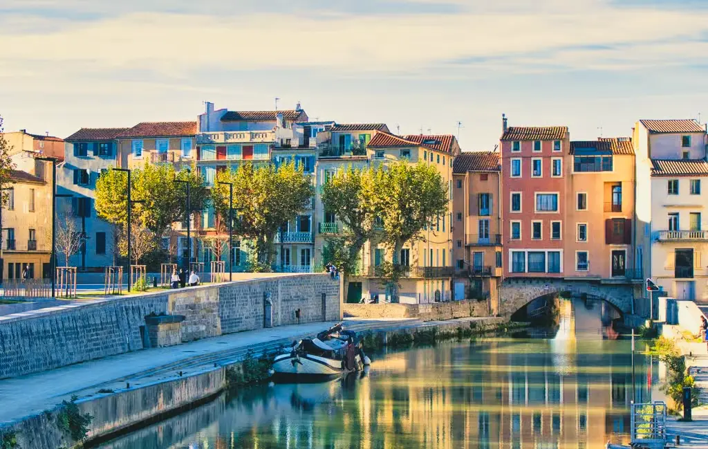 Narbonne — the merchants bridge
